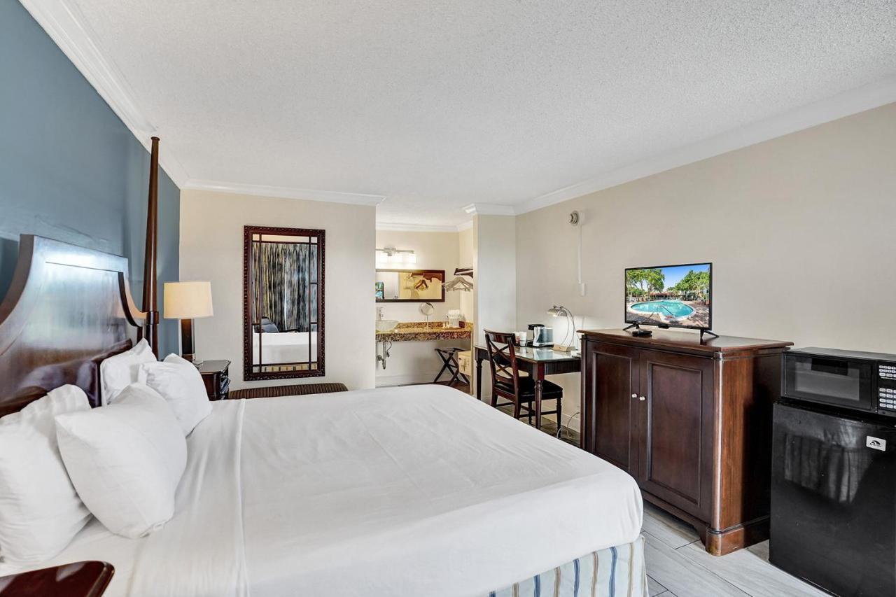 Fort Lauderdale Grand Hotel Оукланд Парк Екстериор снимка