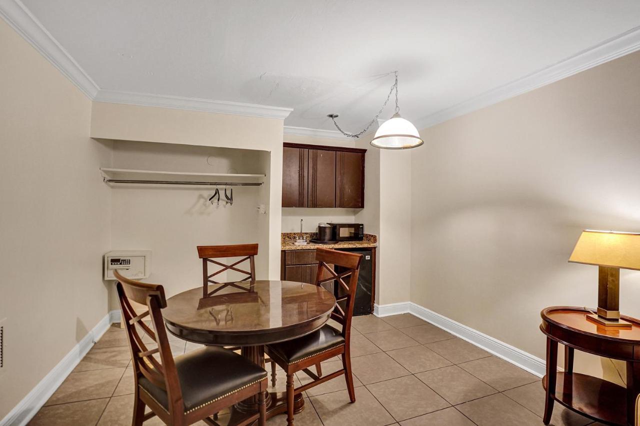 Fort Lauderdale Grand Hotel Оукланд Парк Екстериор снимка